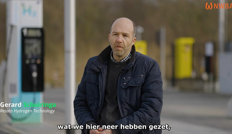 Gerard Schuiringa van Resato vertelt over het tankstation van TEAL Mobility in Deventer
